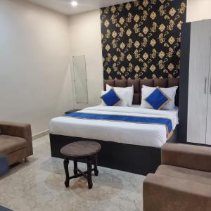 THE SEVENS HOTEL