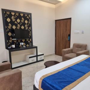 THE SEVENS HOTEL