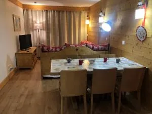 Appartement chaleureux 7 pers · Accès direct aux pistes · Casier à skis · 2 salles de bain - FR-1-181-2020 - Tignes