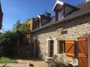 Les Crinieres En Brie