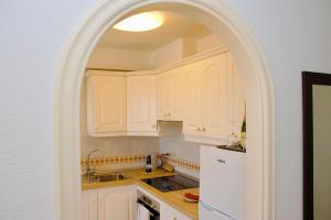 Sunset in The Heights Ocean View - HEATED POOL