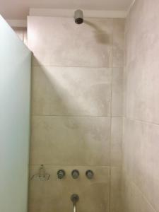 Paseo de Los Poetas "D" 1