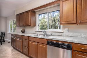 4BR House Next to Ben Hill Stadium