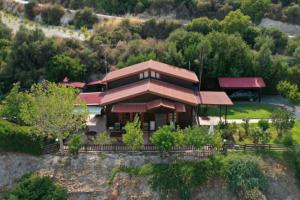 Kapilio Cottage House