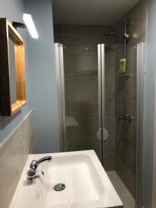 Les Gites du Verdon, côté lac (studio et T2)