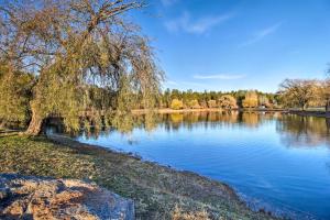 Kayaks Provided Lakefront Pinetop-Lakeside Cabin