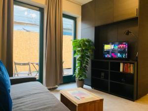 Cozy friendly place with free parking