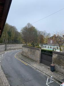 Appartements Logement central, calme, proche chateau et INSEAD : photos des chambres