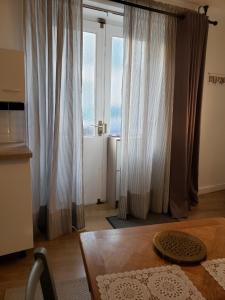 Appartements Logement central, calme, proche chateau et INSEAD : photos des chambres
