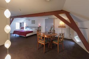 Deluxe Triple Room room in Hotel de Gaaper