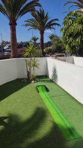 "MINI GOLF ESTUDIO" Terraza privada y piscina