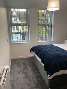 4. Immaculate 2 Bedroom Flat