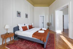 The Gate rooms