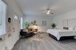 Stunning Memphis Neighborhood Guest House