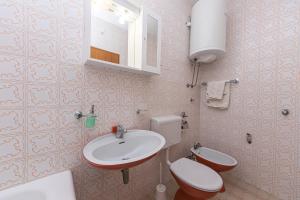 Apartments by the sea Brela, Makarska - 20075