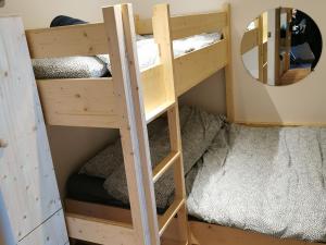 Appartement rénové 3 pièces, 67 pers, balcon proche centre - FR-1-346-535