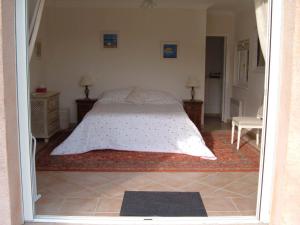 Villas Delightful villa in historic village ten minutes from the sea. : photos des chambres