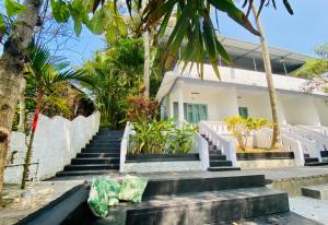 Petit Ana Beach Retreat