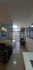 Shore 2 residences condominium