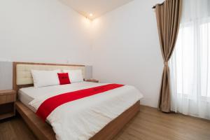 RedDoorz Syariah at Jalan Andalas Padang