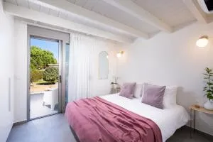 Theros Residence - Anissaras