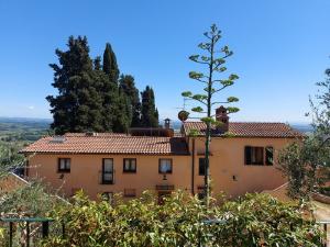 Villa Pilar in Toscana con piscina ultrapanoramica