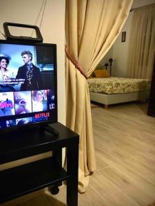 Cozy house with backyard at Iraklio Attikis