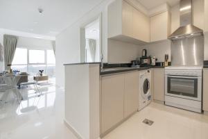 Tranquil 1BR apartment in Carson C, Damac Hills - Allsopp&Allsopp