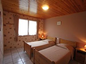 Maisons de vacances Gite Fontenoy-le-Chateau, 3 pieces, 4 personnes - FR-1-589-69 : photos des chambres