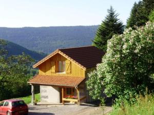 Maisons de vacances Gite Saulxures-sur-Moselotte, 3 pieces, 4 personnes - FR-1-589-281 : photos des chambres