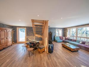 Maisons de vacances Chalet familial spacieux avec SPA, salle de jeux, pres des pistes - 14 pers, Vosges - FR-1-589-366 : photos des chambres