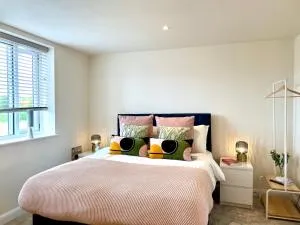 New Stylish Cambridge Townhouse (Free parking) - Over