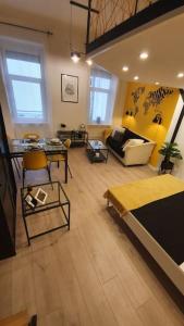 Violet apartment with Air condition