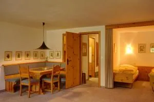 Chesa Munteratsch 1 1 2-Zimmerwohnung 204 Typ D - Champfer