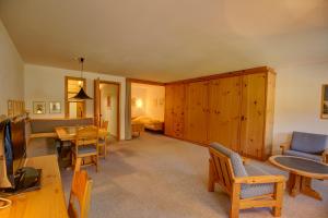 Chesa Munteratsch 1 1 2-Zimmerwohnung 204 Typ D