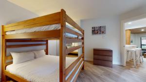 Ironwoods on Blueberry Hill by Whistler Blackcomb Vacation Rentals