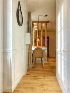 Appartements Le Petit Paris - Cocon & Spa & Sauna : photos des chambres