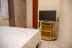 Casa c ótima localização e churrasq em Mongaguá SP