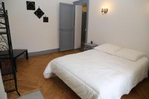 Appartements Appartement Bourgeois : photos des chambres