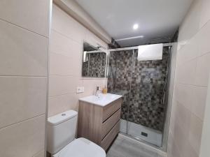 124A Apartamento moderno 3 habitaciones by R2R Consulting