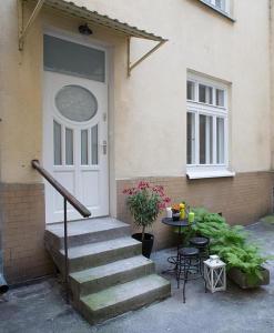 Apartament Żurawia street
