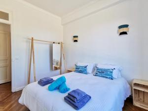 Appartements LE FOCH by Booking Guys : photos des chambres