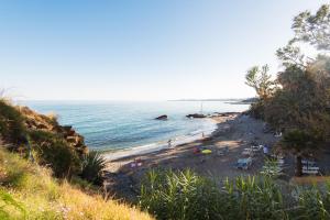 NEW ROYAL TORREQUEBRADA BEACH ideal for families & groups