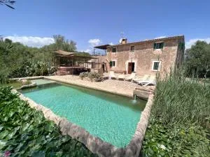 Son Vell. Mallorca. Casa amb piscina ecològica. - Son Macia