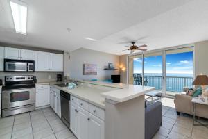 Majestic Beach Towers I #1410