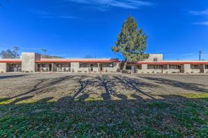 John Tunstalls Cabin - Ideally Located!