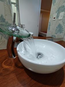 Luxuoso BEIRA-MAR duas suítes