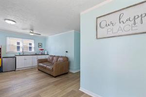 3007NOB Ocean View 7BR Home in Cherry Grove - Sleeps 16