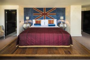 The Kings Penthouse Suite room in The Chelsea Harbour Hotel
