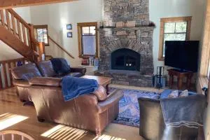 Cabin in Soda Springs - Emigrant Gap